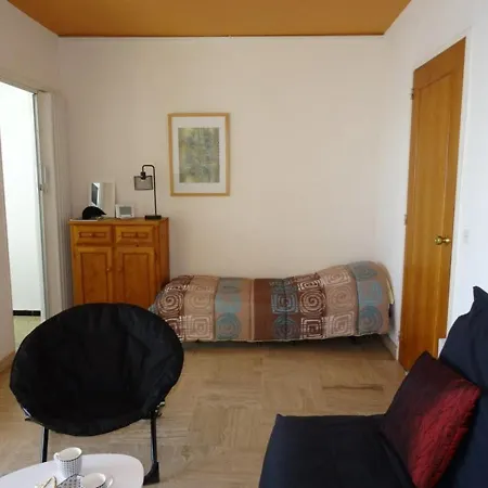 Apartament Hyeres, 1 Piece, 2 Personnes - Fr-1-335-126 Hyères